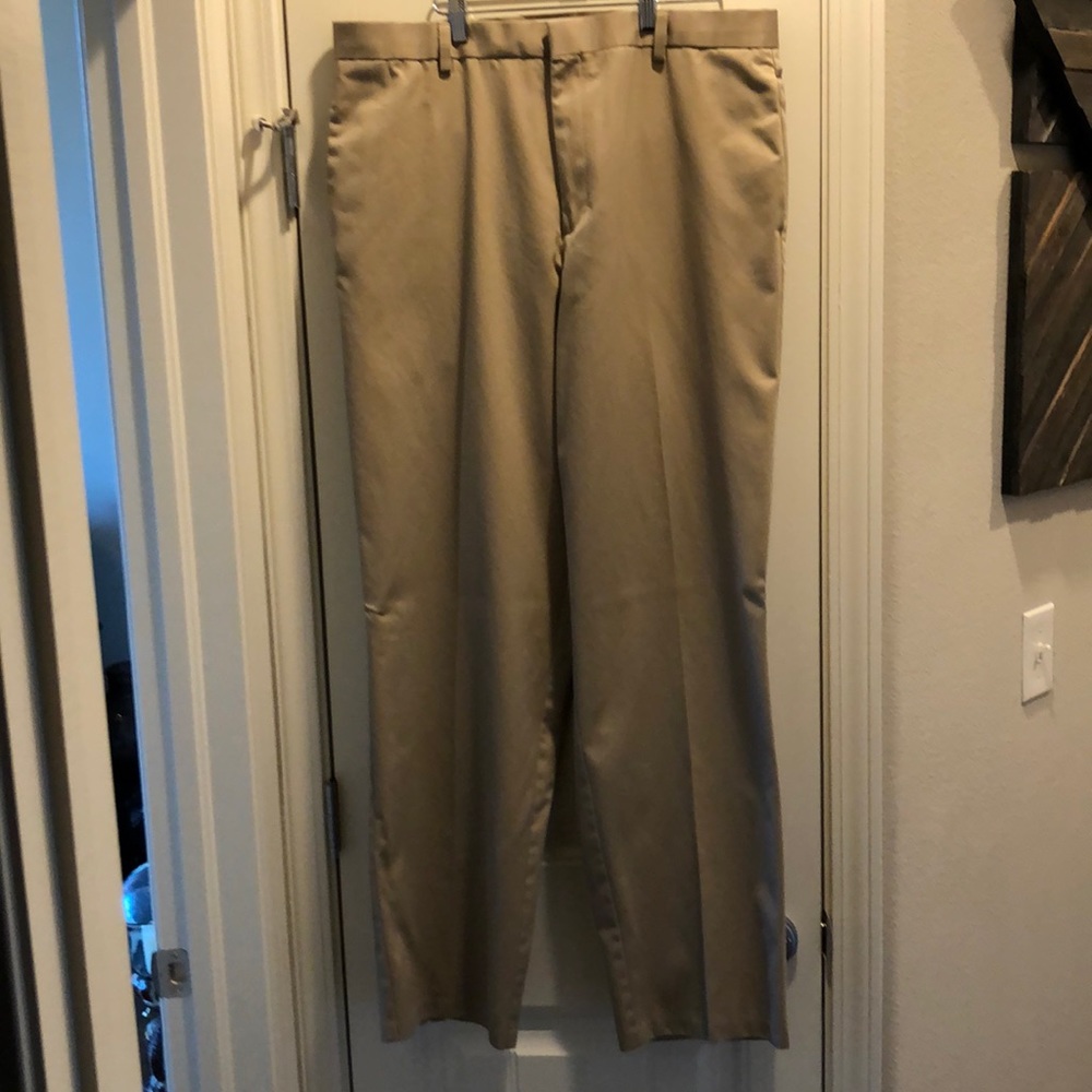 Men’s Dockers Premium flat front relaxed fit 36x34